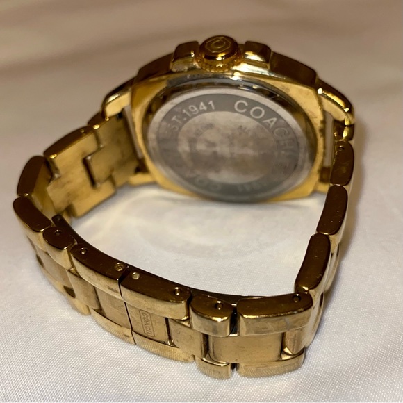 Coach Gold Watch - Picture 5 of 5